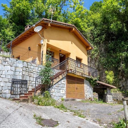 Casa En Campo De Casoヴィラ エクステリア 写真